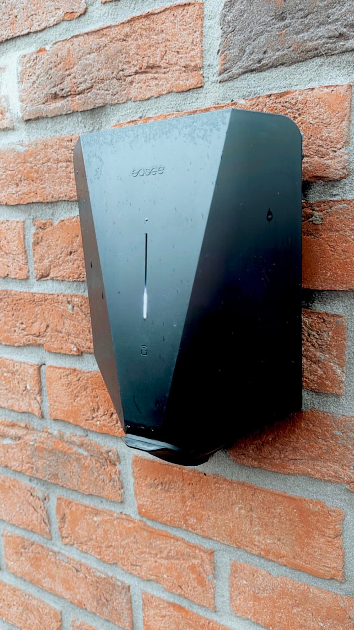 Borne de recharge pour voitures électriques